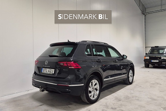 Volkswagen Tiguan 4 of 17