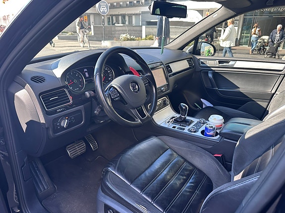 Volkswagen Touareg 5 of 6