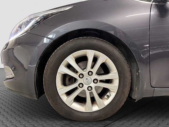 Kia Ceed 9 of 23
