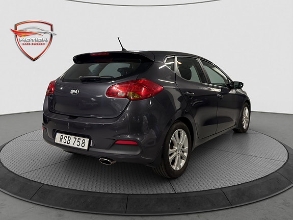 Kia Ceed 5 of 23