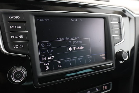 Volkswagen Passat Alltrack 21 of 30