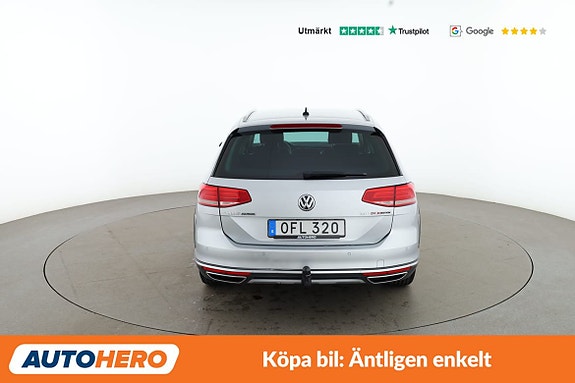Volkswagen Passat Alltrack 4 of 30