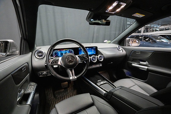 Mercedes-Benz GLA250 e 11 of 19