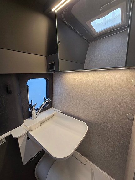 Hymer Grand Canyon S 600 4x4 11 of 13