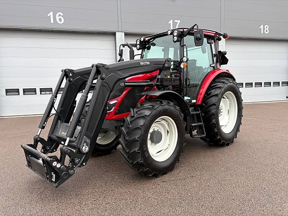 Valtra A105 / Lastare / skogsutrustad 2 of 10