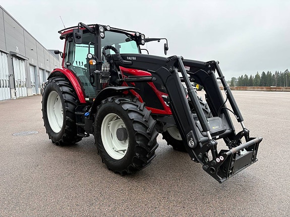 Valtra A105 / Lastare / skogsutrustad 4 of 10