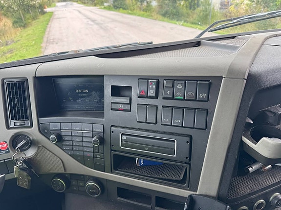 Volvo FM 8 of 12