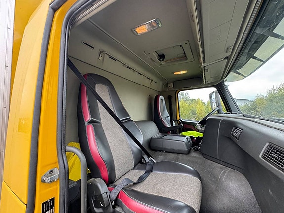 Volvo FM 9 of 12