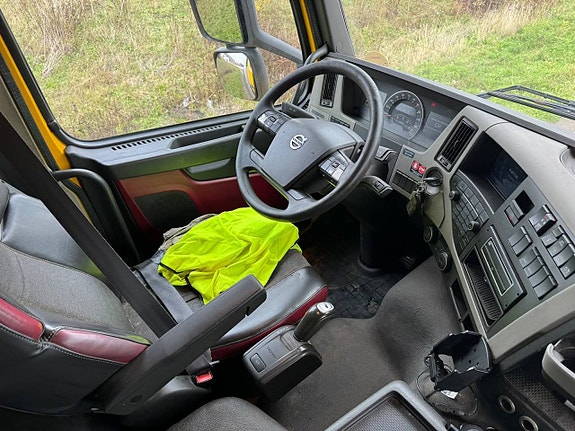 Volvo FM 10 of 12