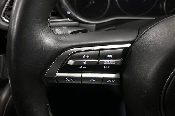 Mazda CX-30 22 of 30