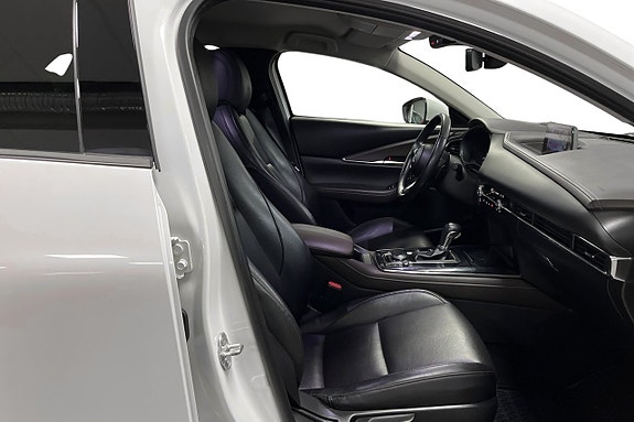 Mazda CX-30 14 of 30