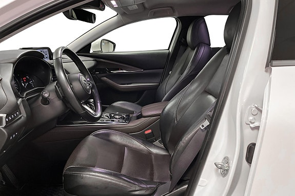 Mazda CX-30 13 of 30