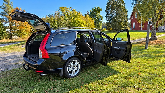 Volvo V50 4 of 14