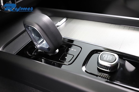 Volvo XC60 26 of 30