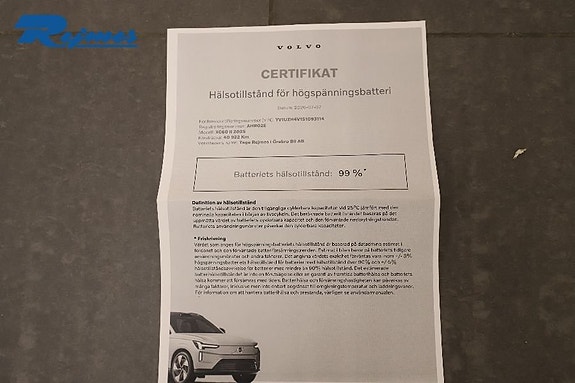 Volvo XC60 27 of 30