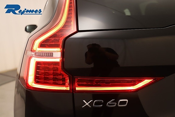 Volvo XC60 15 of 25