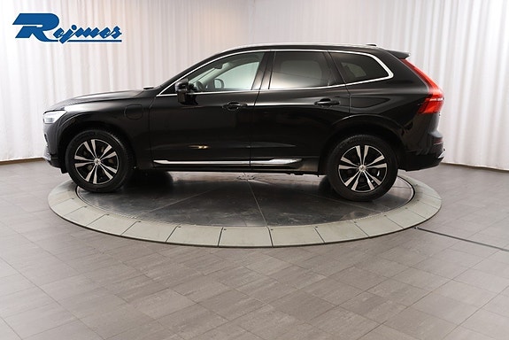 Volvo XC60 8 of 25