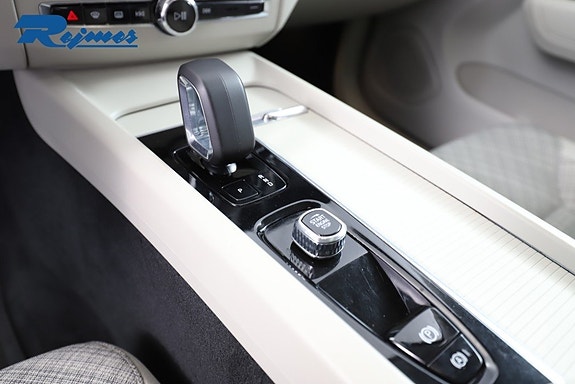 Volvo XC60 24 of 25