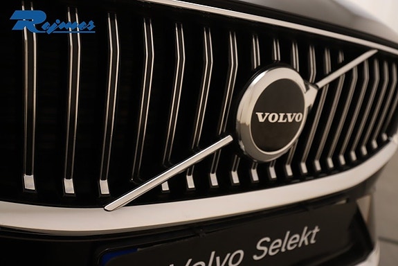 Volvo XC60 23 of 25