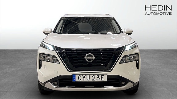 Nissan X-Trail 8 of 14