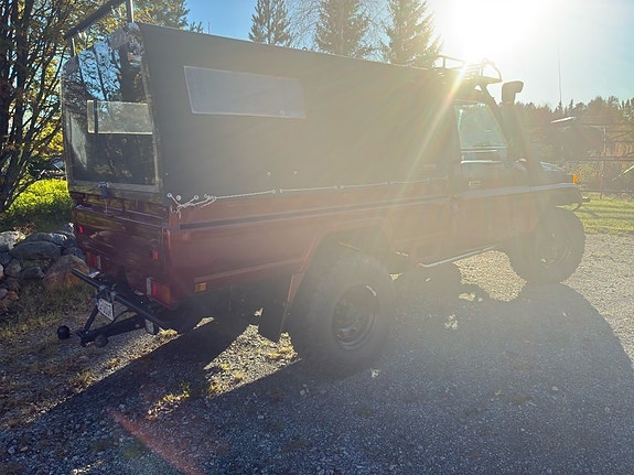 Pickup TOYOTA LAND CRUISER HJZ 75 5 of 6