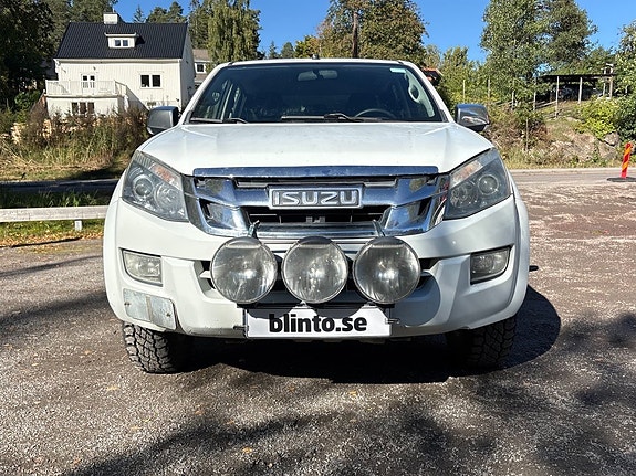 Pickup ISUZU 2 of 6