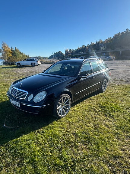 Mercedes-Benz E280 7 of 9