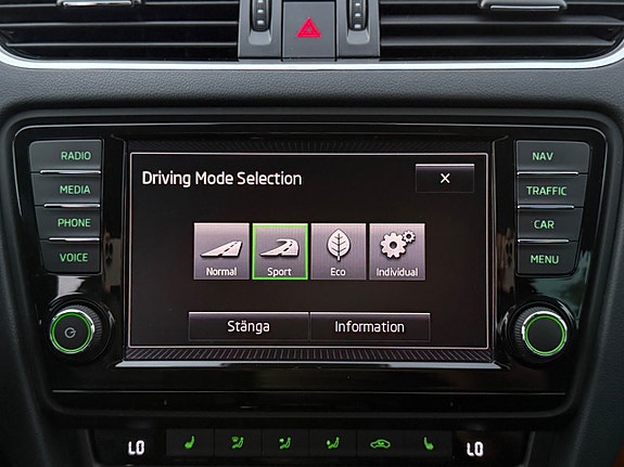 Skoda Octavia Scout 18 of 22