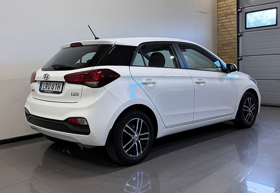 Hyundai i20 6 of 9