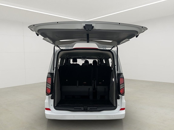 Ford Custom Tourneo 27 of 29