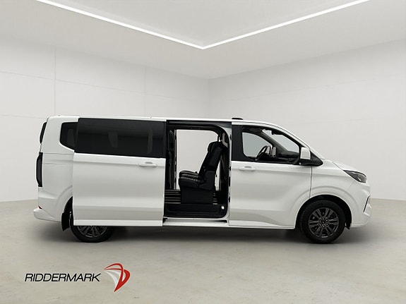Ford Custom Tourneo 25 of 29