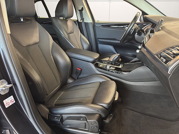 BMW X4 11 of 28