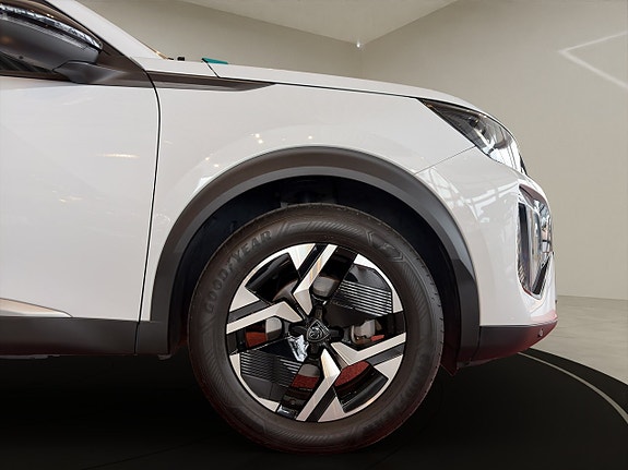 Peugeot 2008 13 of 13