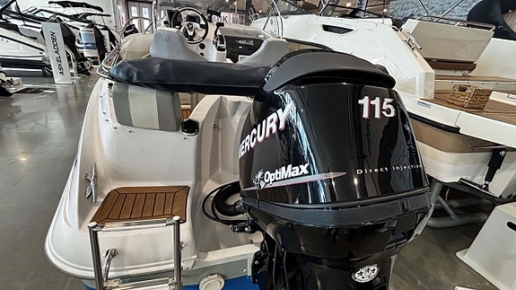 Quicksilver Örnvik 555 WA 2009 - Mercury 115 Optimax 3 of 11