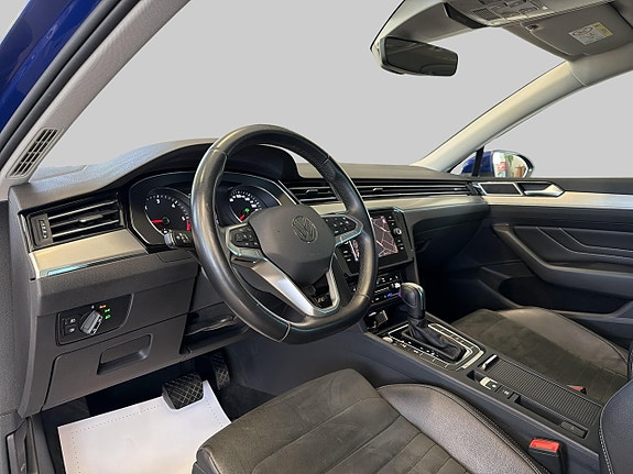 Volkswagen Passat 8 of 27