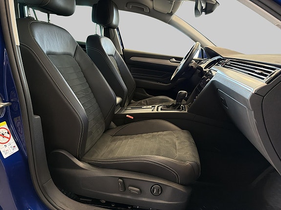 Volkswagen Passat 21 of 27