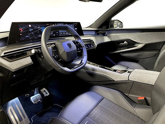 Peugeot 5008 5 of 18
