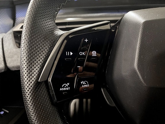 Peugeot 5008 8 of 18