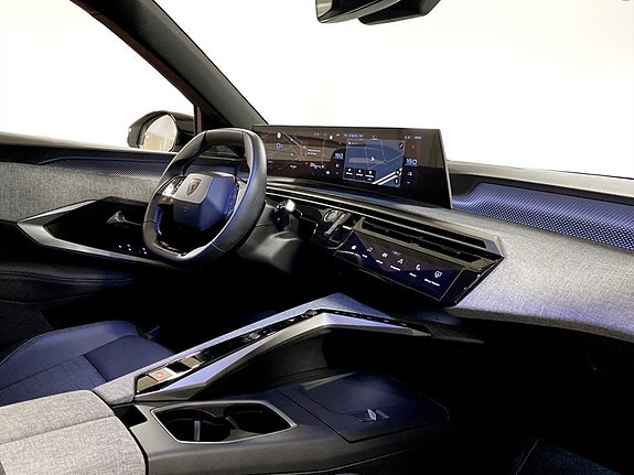 Peugeot 5008 14 of 18