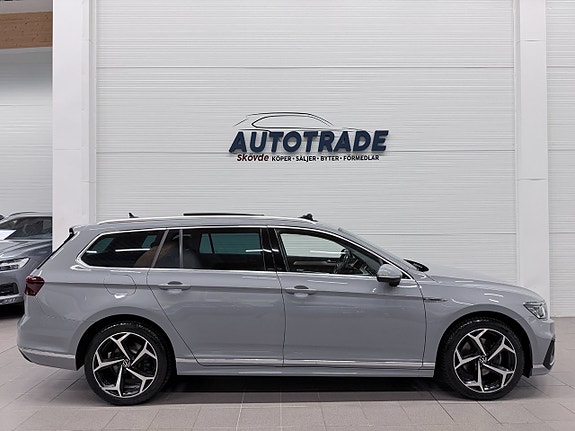Volkswagen Passat 6 of 24
