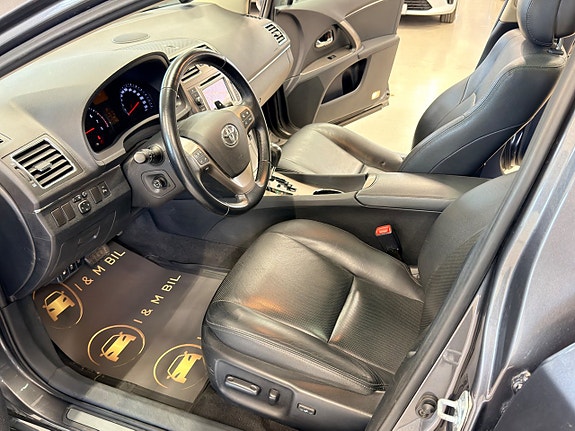 Toyota Avensis 9 of 19