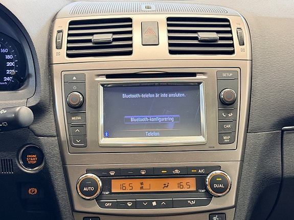 Toyota Avensis 17 of 19