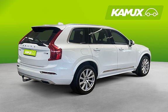 Volvo XC90 4 of 26