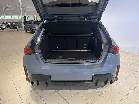 BMW 120 8 of 15