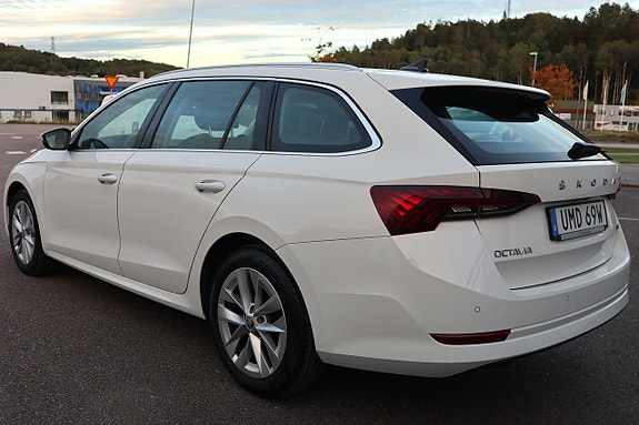 Skoda Octavia 7 of 15