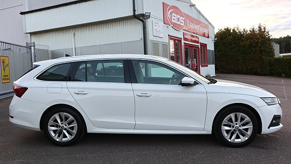 Skoda Octavia 2 of 15