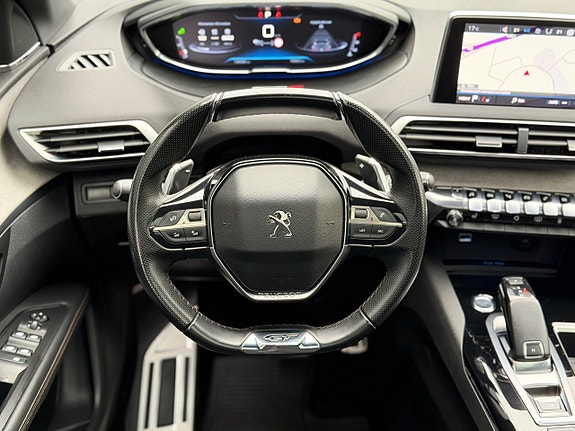 Peugeot 3008 12 of 16