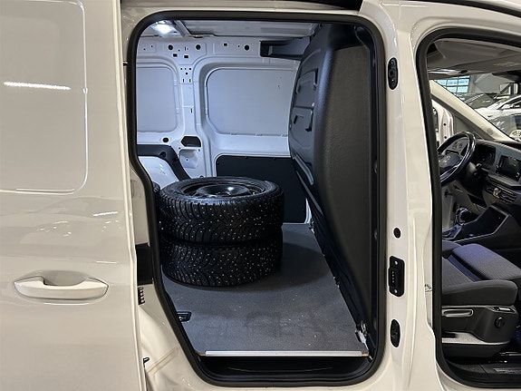 Volkswagen Caddy 17 of 25