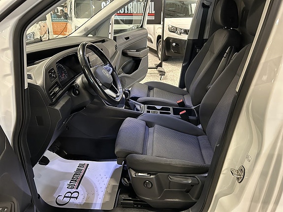 Volkswagen Caddy 12 of 25