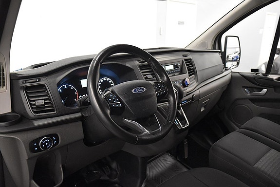 Ford Transit 9 of 17